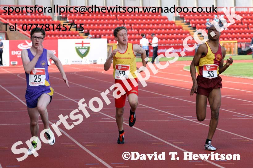 Junior boys 100 metres, English Schools Track and Field. Photo: David T. Hewitson/Sports for All Pics